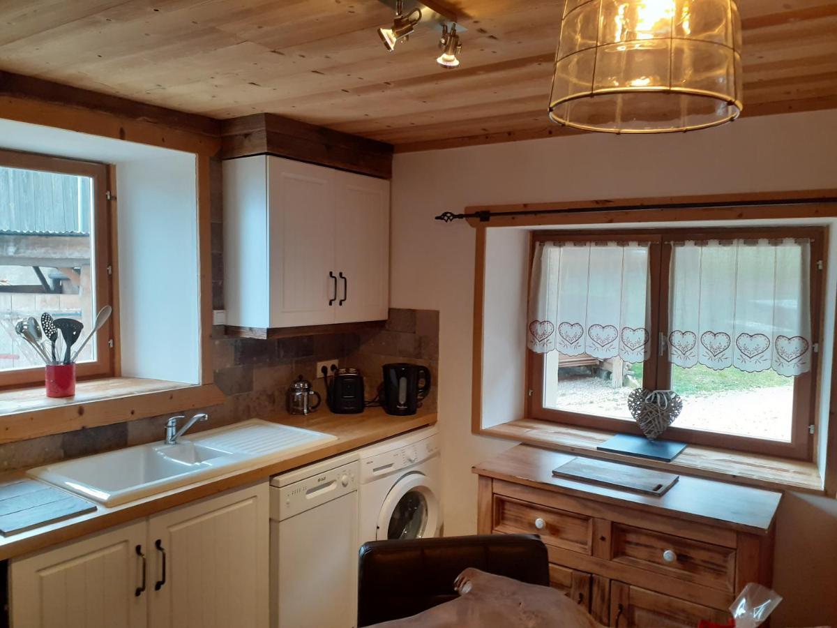 La Grange De Pimberty - Beautiful Apartments 27 Miles From Geneva Vailly Екстериор снимка