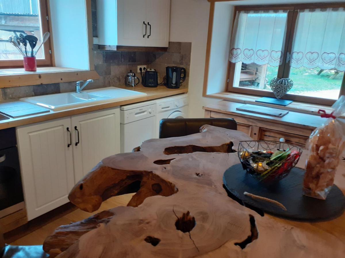 La Grange De Pimberty - Beautiful Apartments 27 Miles From Geneva Vailly Екстериор снимка