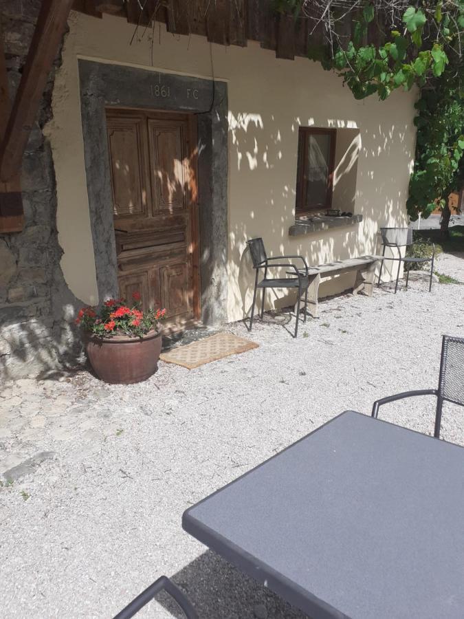La Grange De Pimberty - Beautiful Apartments 27 Miles From Geneva Vailly Екстериор снимка